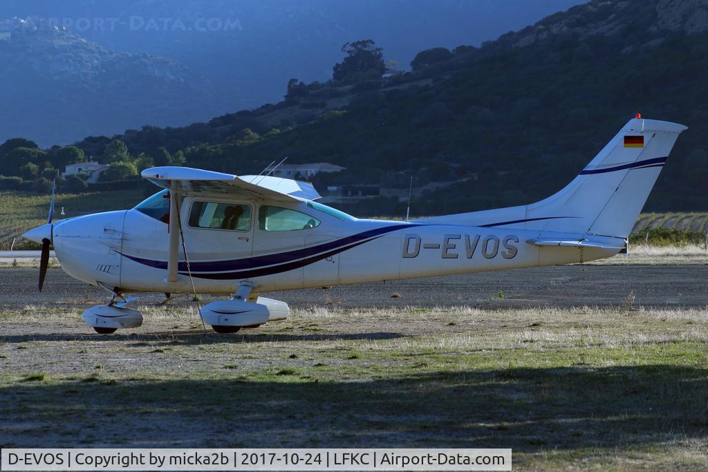 D-EVOS, 1979 Cessna 182Q Skylane C/N 182-66835, Parked