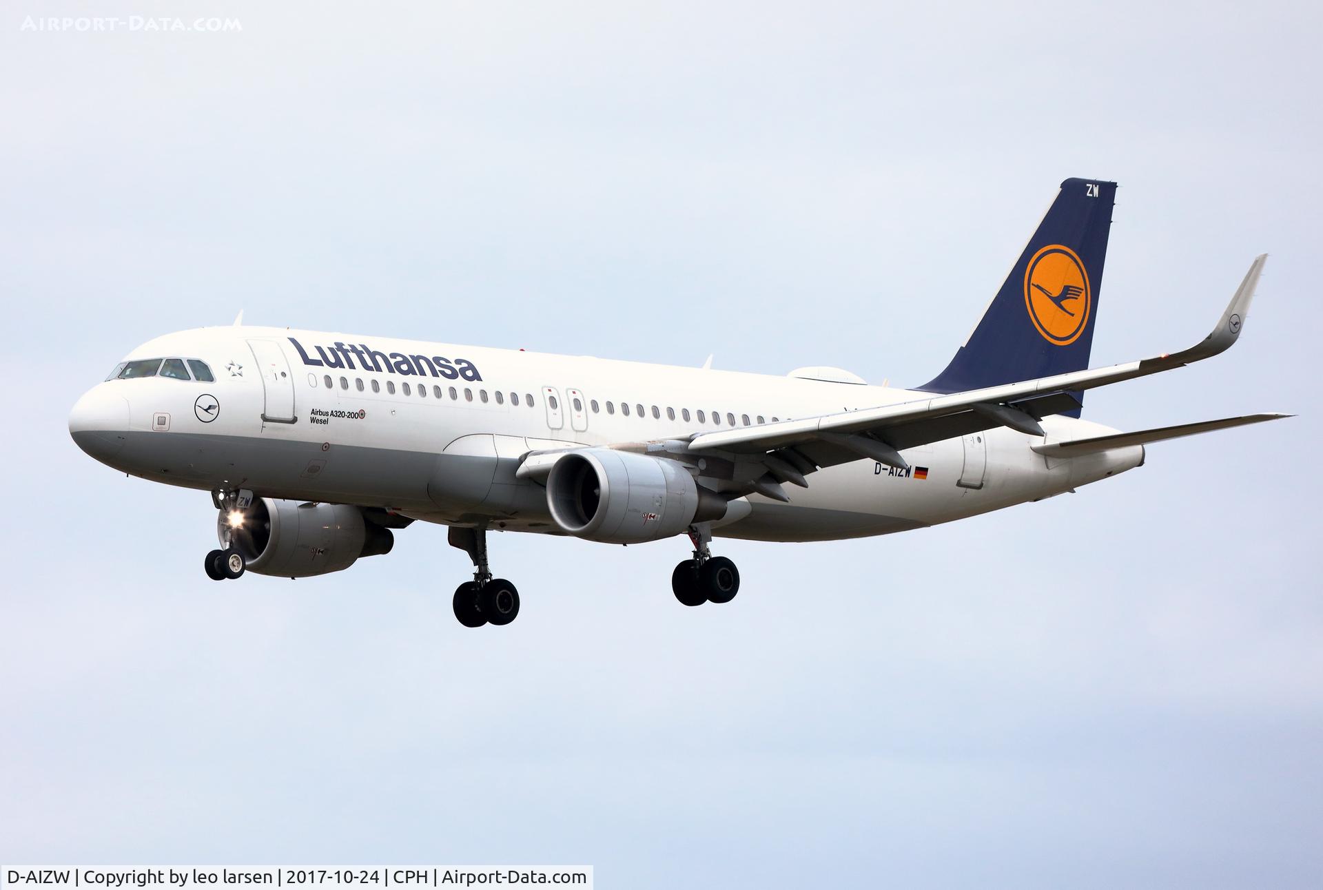 D-AIZW, 2013 Airbus A320-214 C/N 5694, Copenhagen 24.10.2017