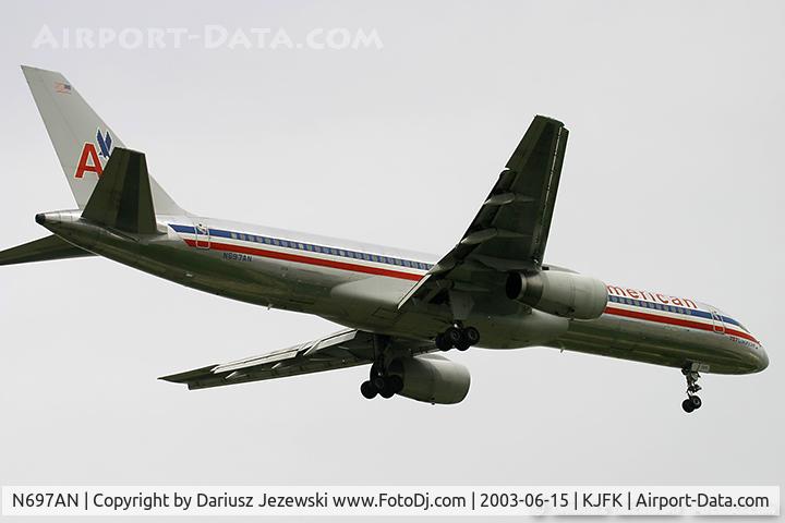 N697AN, 1994 Boeing 757-223 C/N 26977, Boeing 757-223  C/N 26977, N697AN