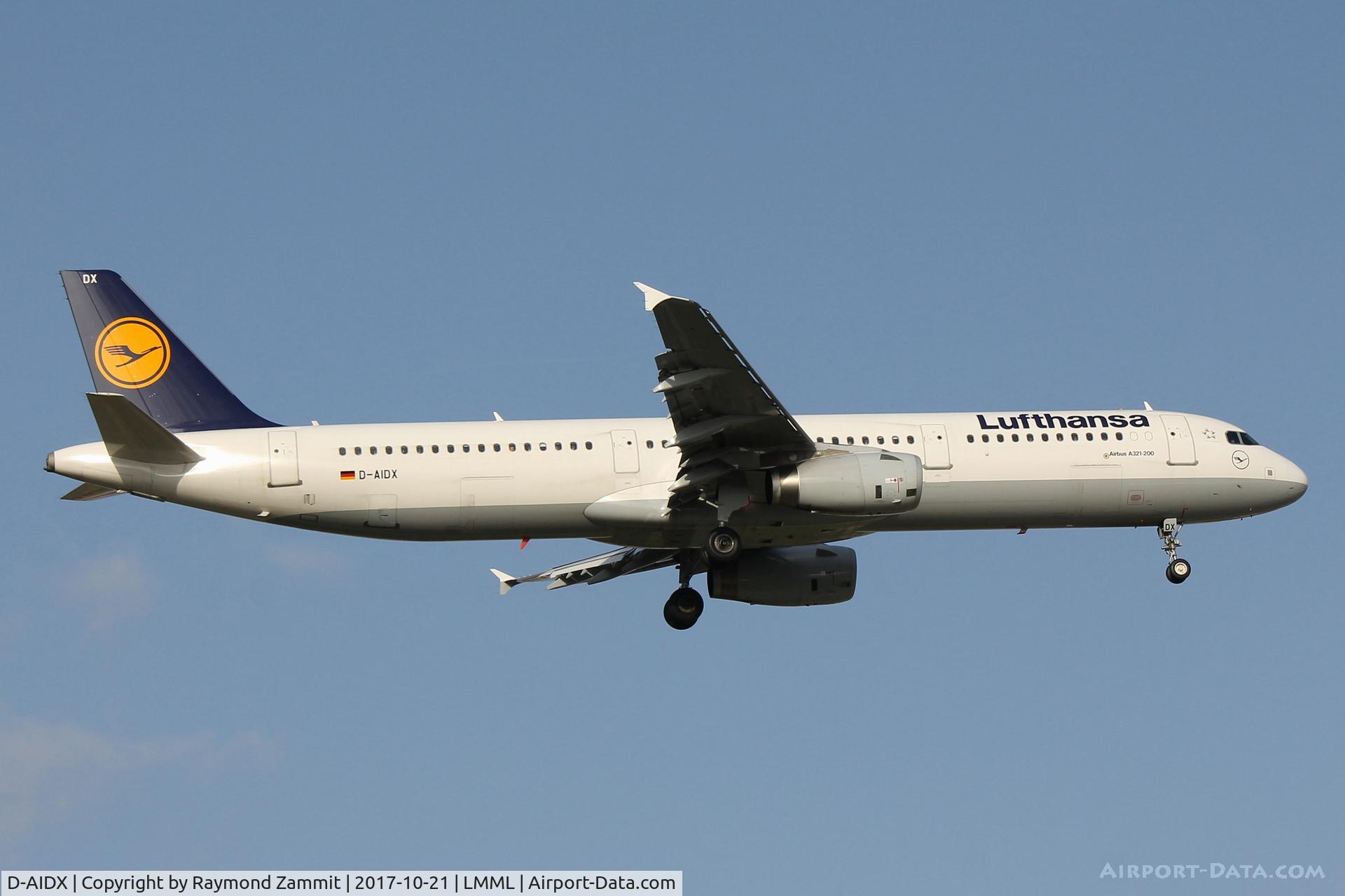D-AIDX, 2015 Airbus A321-231 C/N 6451, A321 D-AIDX Lufthansa