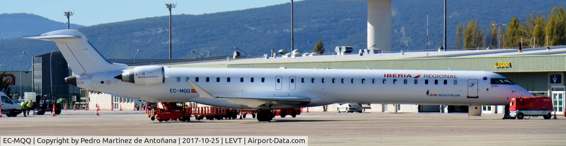 EC-MQQ, 2017 Bombardier CRJ-1000 (CL-600-2E25) C/N 19055, Foronda - Vitoria-Gasteiz - España