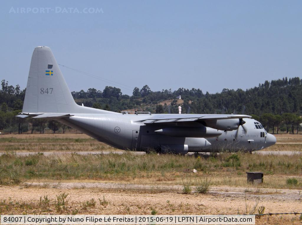 84007, Lockheed C-130H Hercules C/N 382-4887, During the European Air Transport Training 2015.