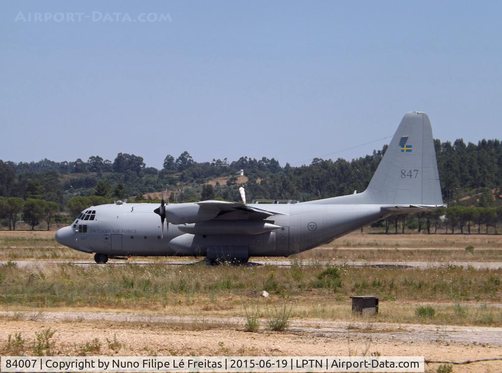 84007, Lockheed C-130H Hercules C/N 382-4887, During the European Air Transport Training 2015.