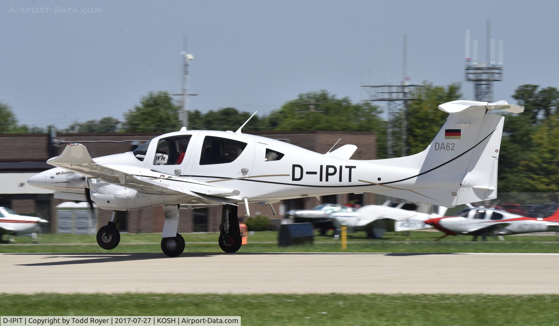 D-IPIT, 2016 Diamond DA-62 C/N 62.028, Airventure 2017