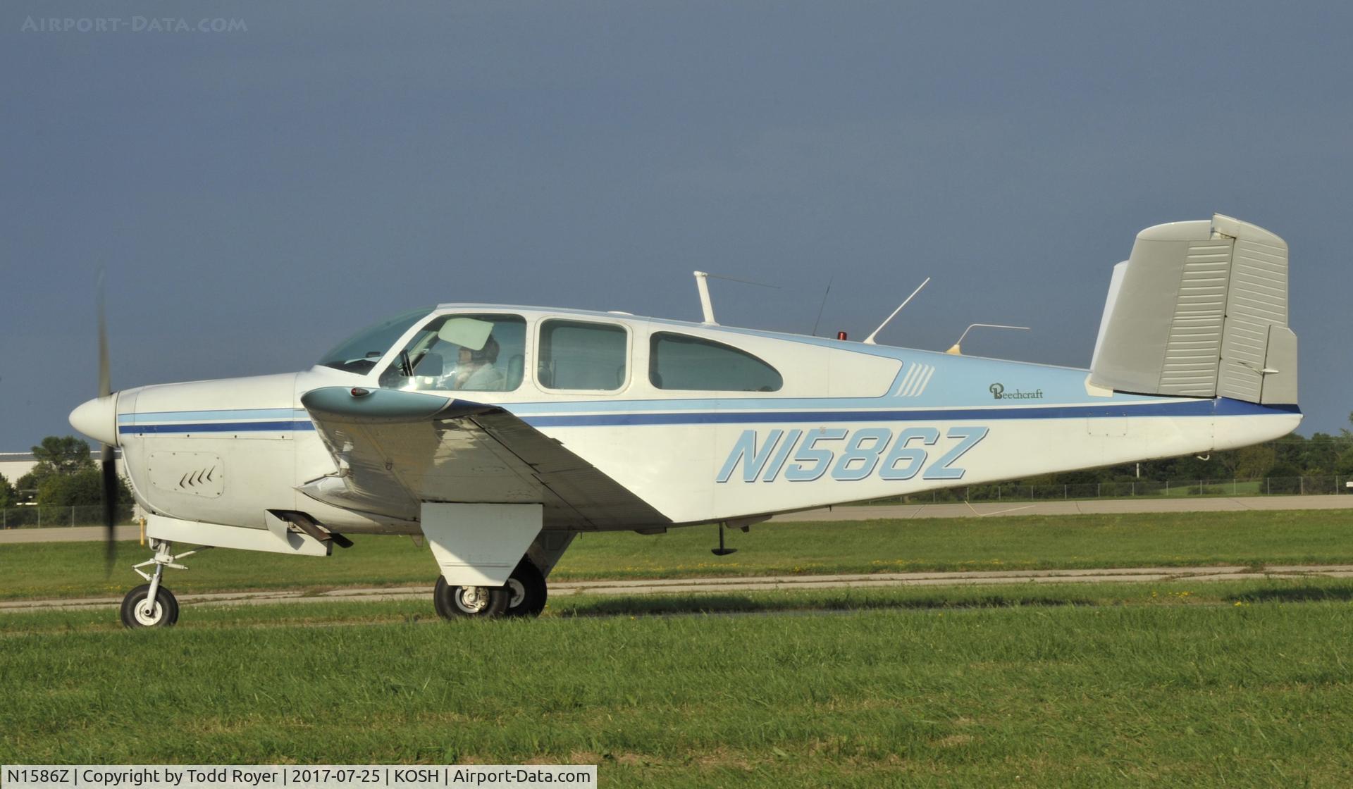 N1586Z, 1961 Beech P35 Bonanza C/N D-6882, Airventure 2017