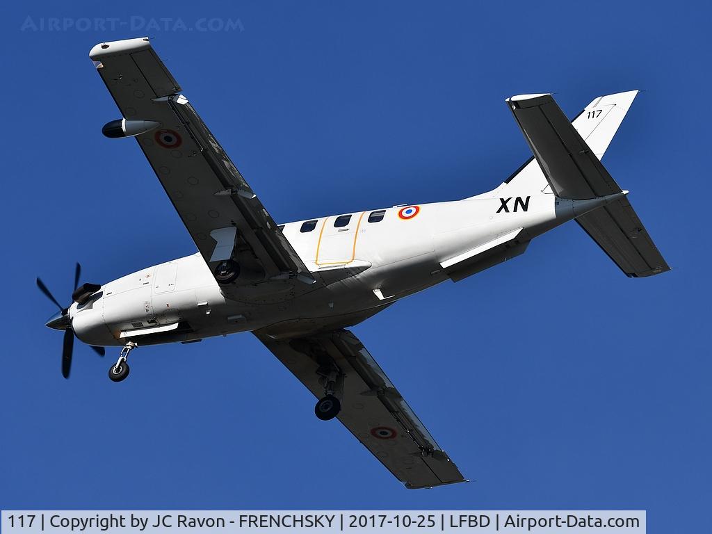 117, Socata TBM-700A C/N 117, COTAM 3895 landing runway 23