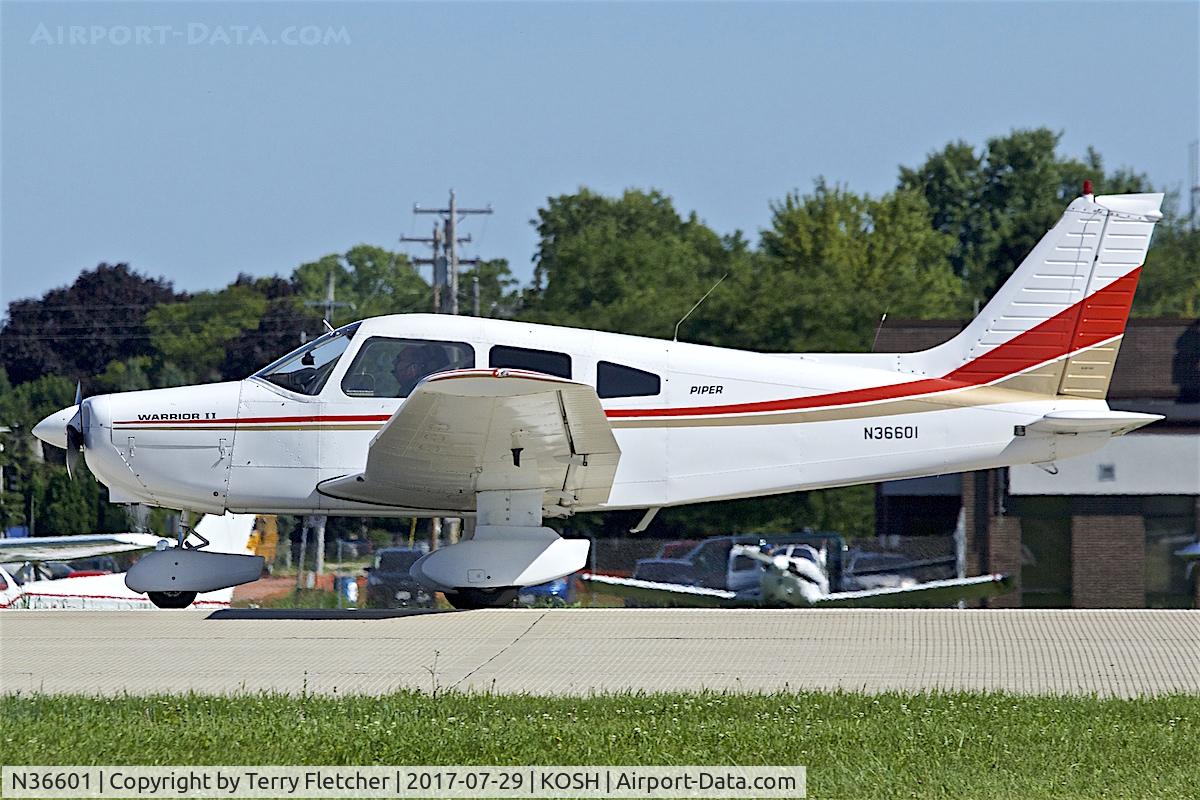 N36601, 1978 Piper PA-28-161 C/N 28-7816671, at 2017 EAA AirVenture at Oshkosh