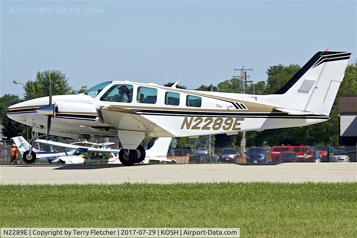 N2289E, 1997 Raytheon Aircraft Company 58 C/N TH-1821, at 2017 EAA AirVenture at Oshkosh