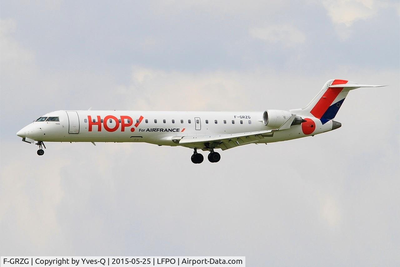 F-GRZG, 2002 Bombardier CRJ-701 (CL-600-2C10) Regional Jet C/N 10037, Bombardier CRJ-701, Short On final rwy 26, Paris-Orly Airport (LFPO-ORY)