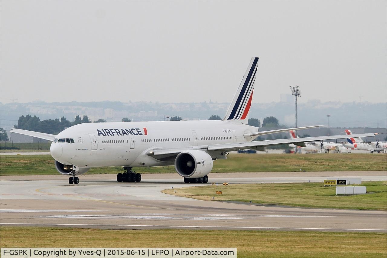 F-GSPK, 2000 Boeing 777-228/ER C/N 29010, Boeing 777-228 (ER), Taxiing to holding point rwy 08, Paris-Orly airport (LFPO-ORY)