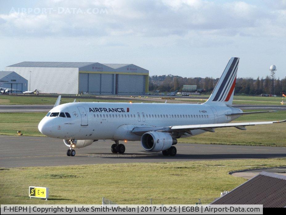 F-HEPH, 2013 Airbus A320-214 C/N 5869, Awaiting departure from Birmingham Airport.