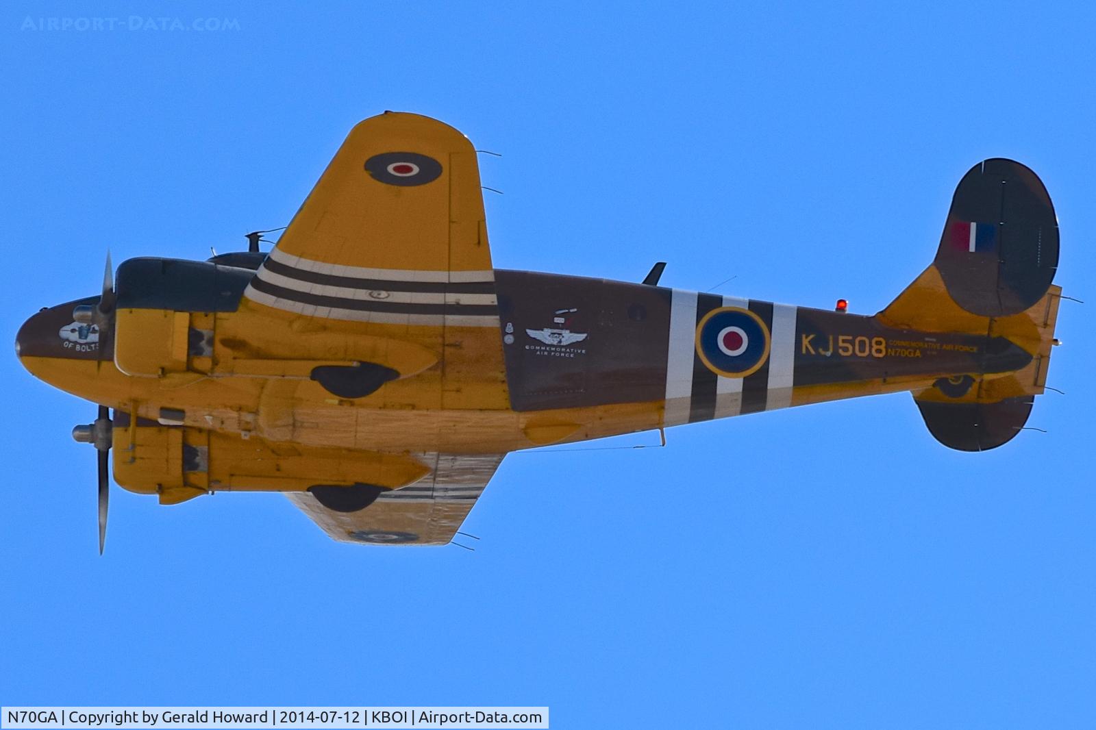 N70GA, 1946 Beech D18S C/N A-177, Take off from RWY 28L.