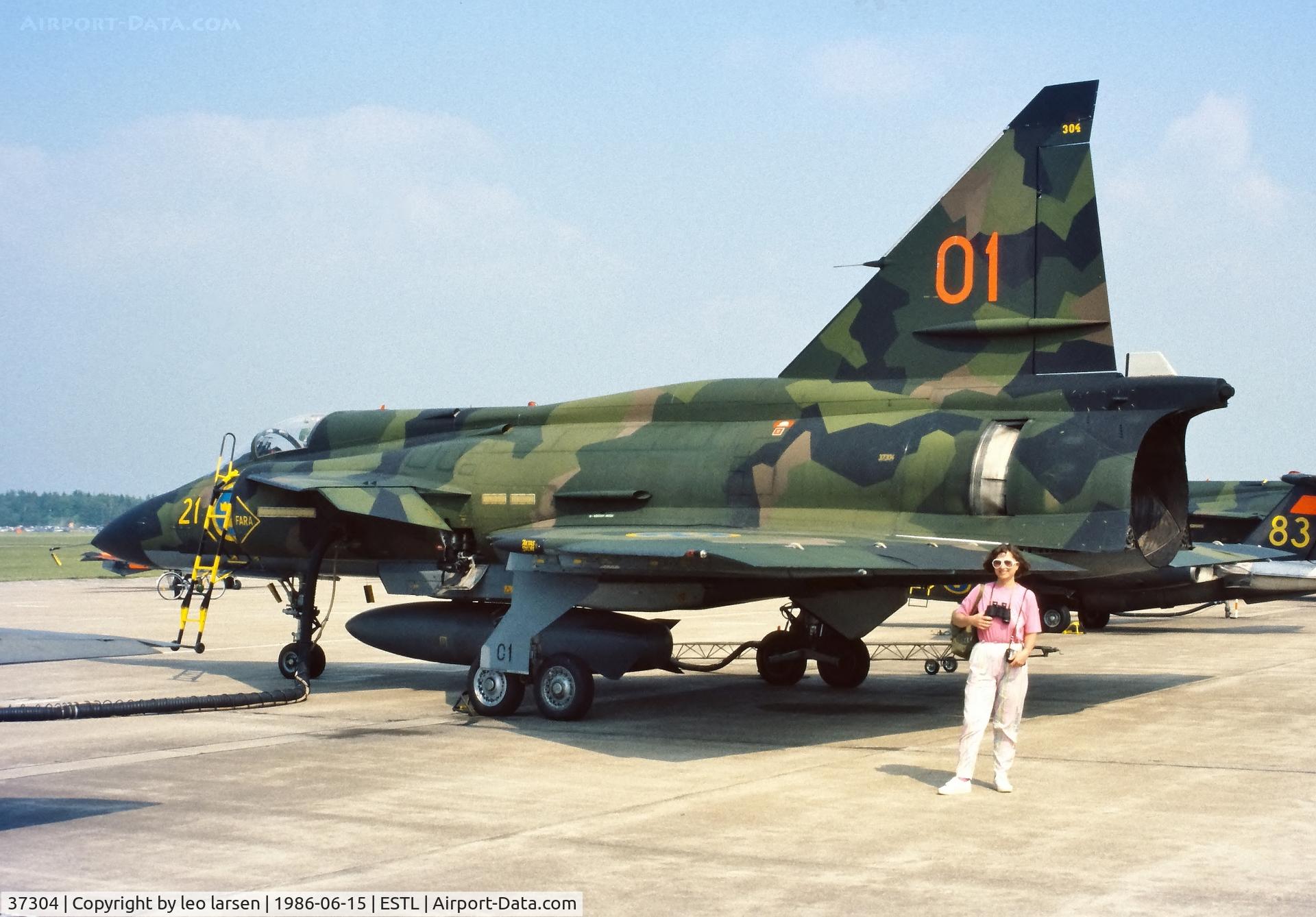 37304, 1979 Saab JA 37 Viggen C/N 37304, Ljungbyhed F 5 Flygdag 15.6.1986
