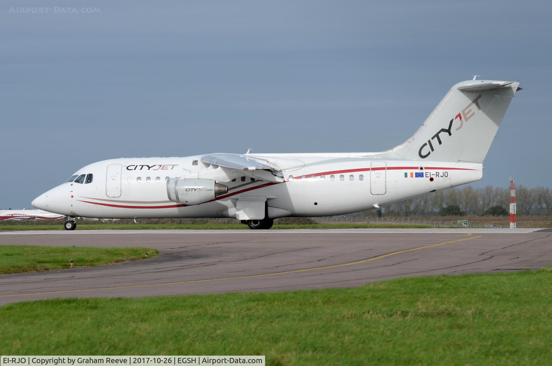 EI-RJO, 1999 British Aerospace Avro 146-RJ85A C/N E2352, About to depart from Norwich.