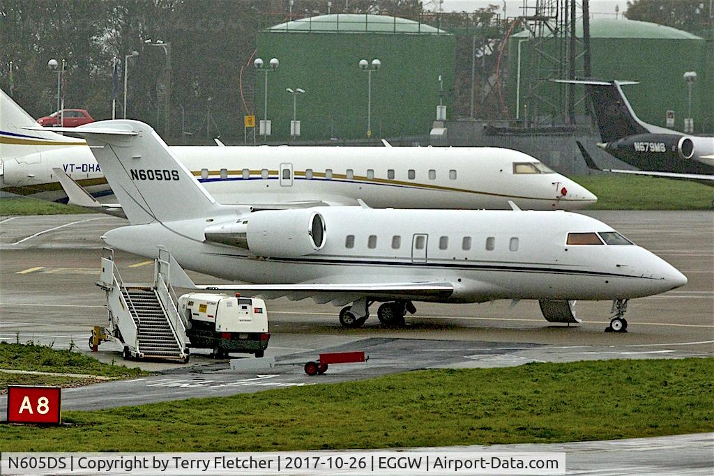 N605DS, 2008 Bombardier Challenger 605 (CL-600-2B16) C/N 5760, At London-Luton Airport