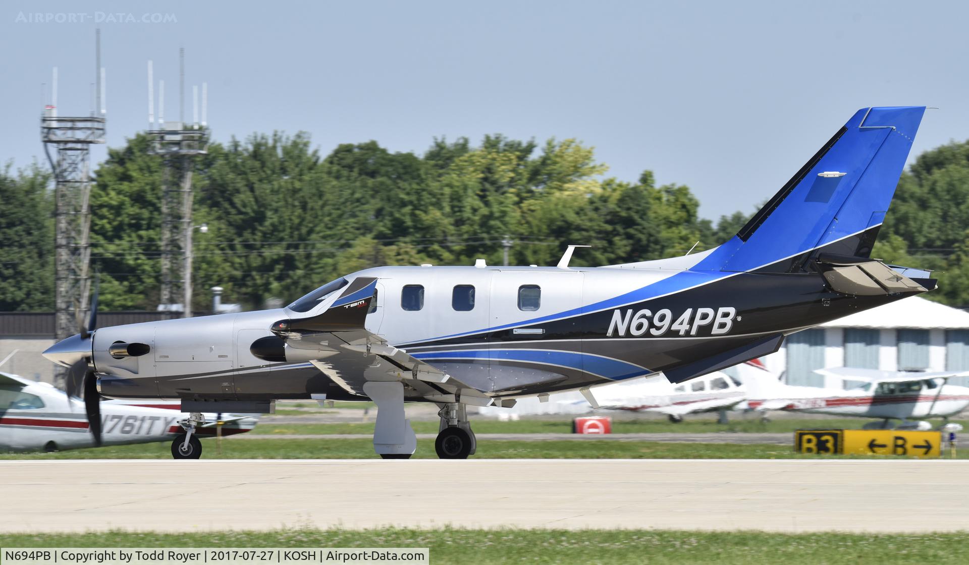 N694PB, 2014 Socata TBM-700 C/N 1043, Airventure 2017