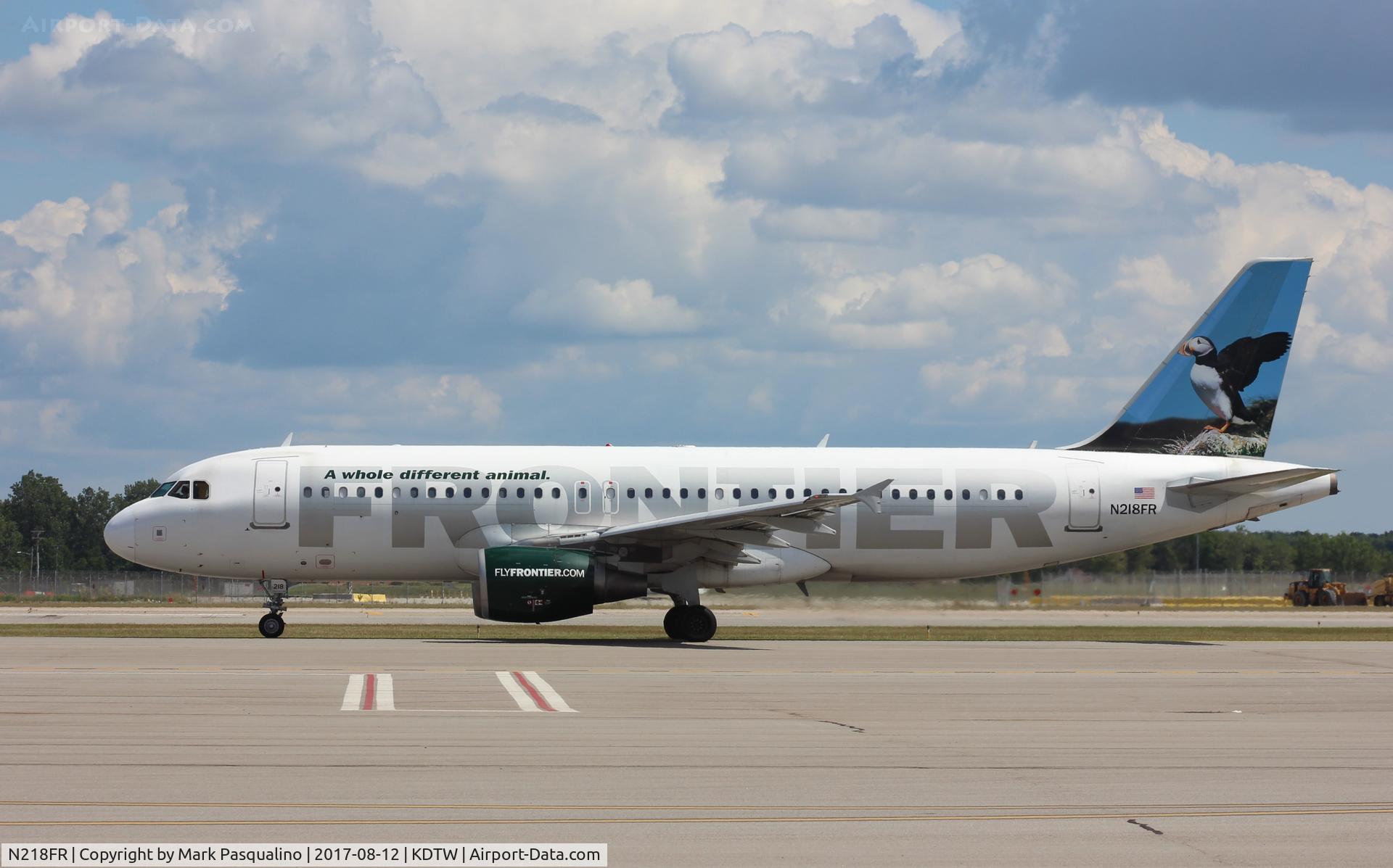 N218FR, 2001 Airbus A320-214 C/N 1615, Airbus A320