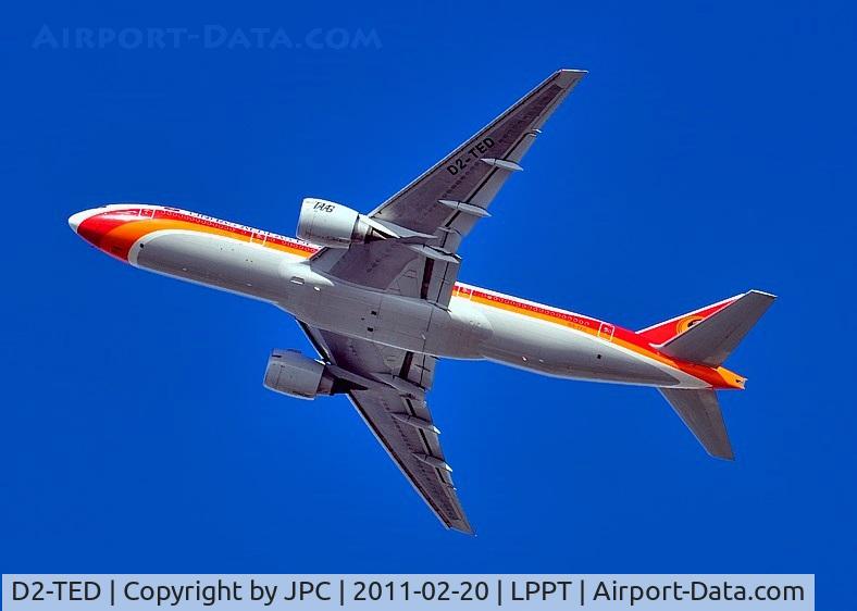 D2-TED, 2006 Boeing 777-2M2/ER C/N 34565/581, Climbing