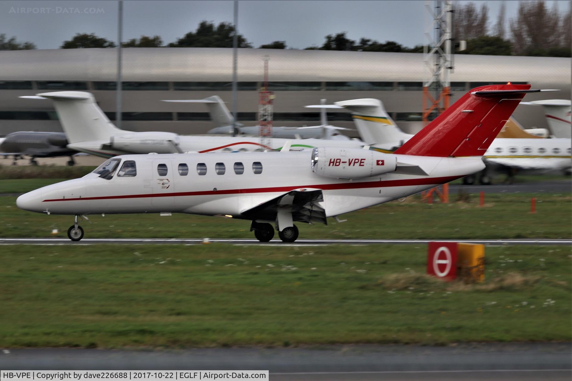 HB-VPE, 2007 Cessna Citation CJ2+ C/N 525A0375, HB VPE landing on 24 at Farnborough