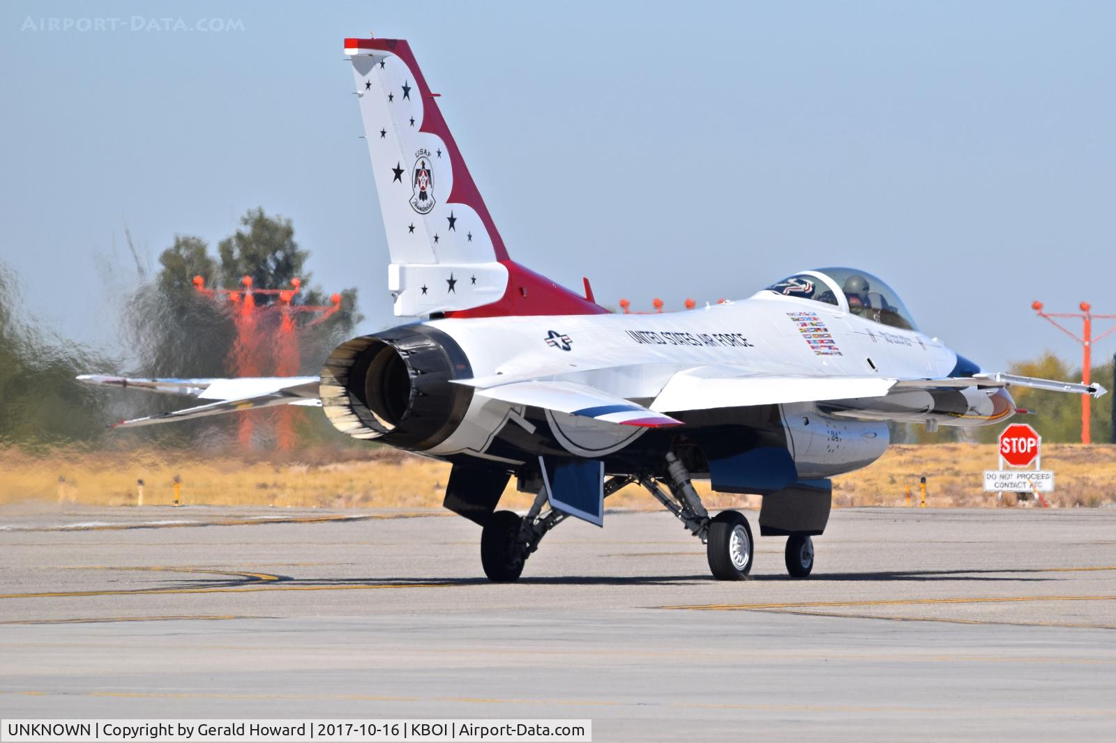 UNKNOWN, Miscellaneous Various C/N unknown, Thunderbird #24 taxiing to RWY 10R.