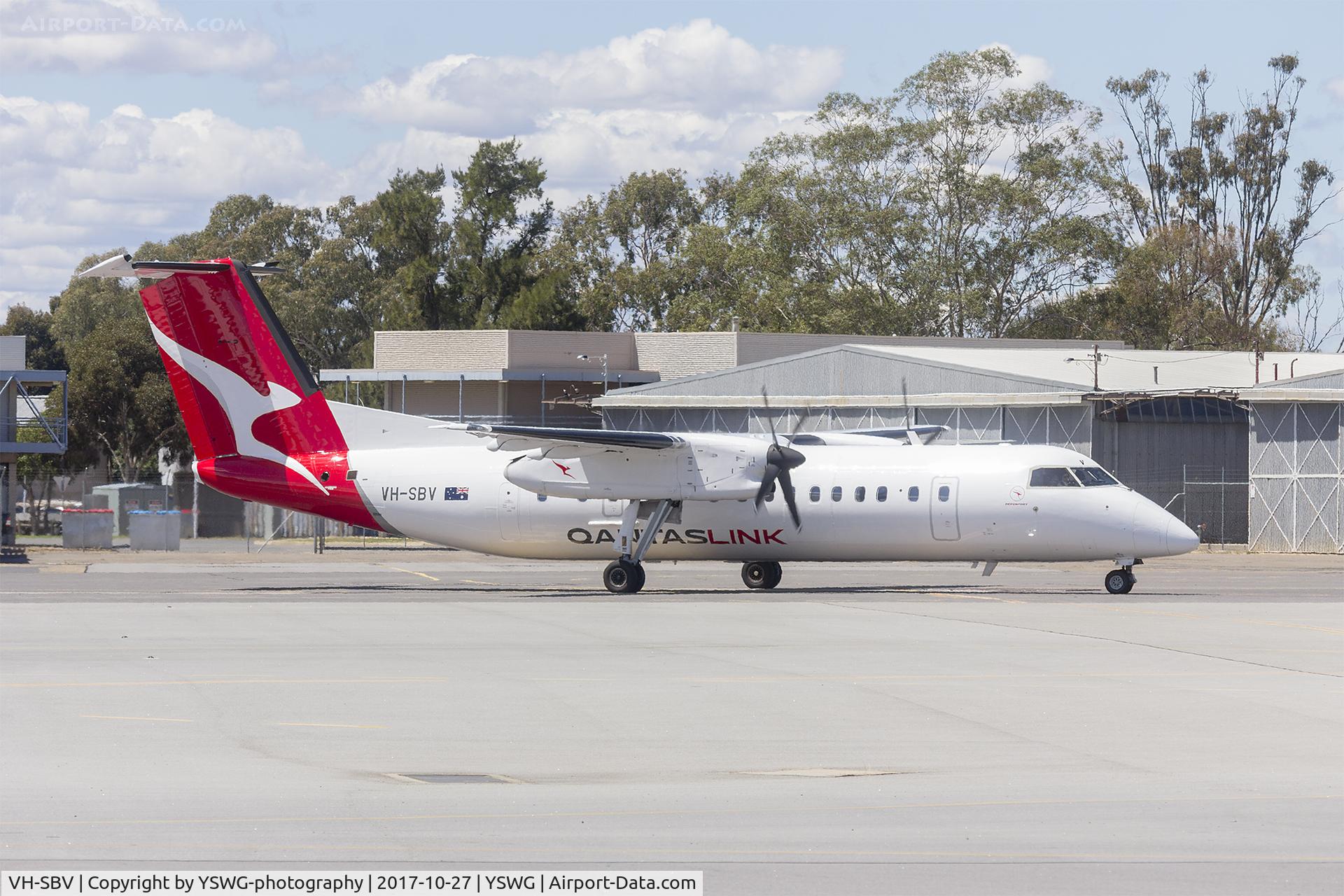 VH-SBV, 2003 De Havilland Canada DHC-8-315Q Dash 8 C/N 595, QantasLink (VH-SBV) Bombardier DHC-8-315Q Dash 8, in new QantasLink 