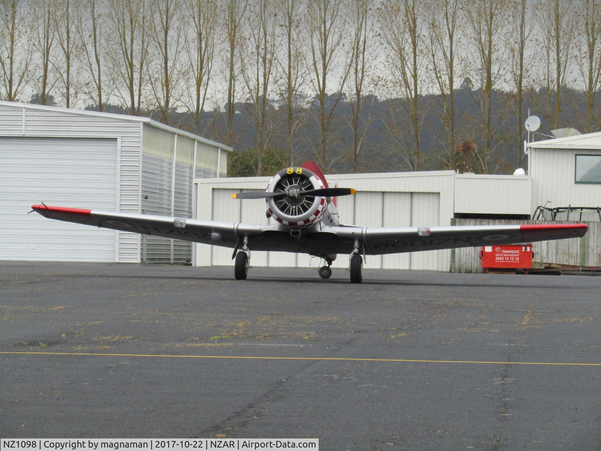 NZ1098, North American AT-6D Harvard II C/N 88-17010, at rest at ardmore