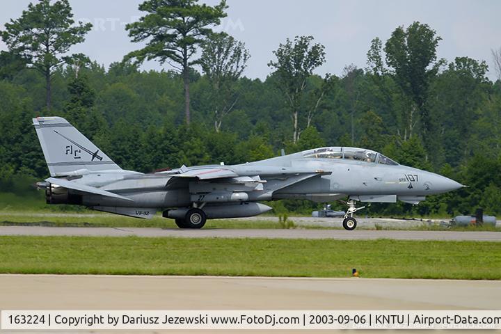 163224, Grumman F-14B Tomcat Tomcat C/N 585, F-14B Tomcat 163224 AC-107 from VF-32 'Swordsmen' NAS Oceana, VA