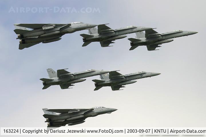 163224, Grumman F-14B Tomcat Tomcat C/N 585, F-14B Tomcat 163224 AC-107 from VF-32 'Swordsmen' NAS Oceana, VA