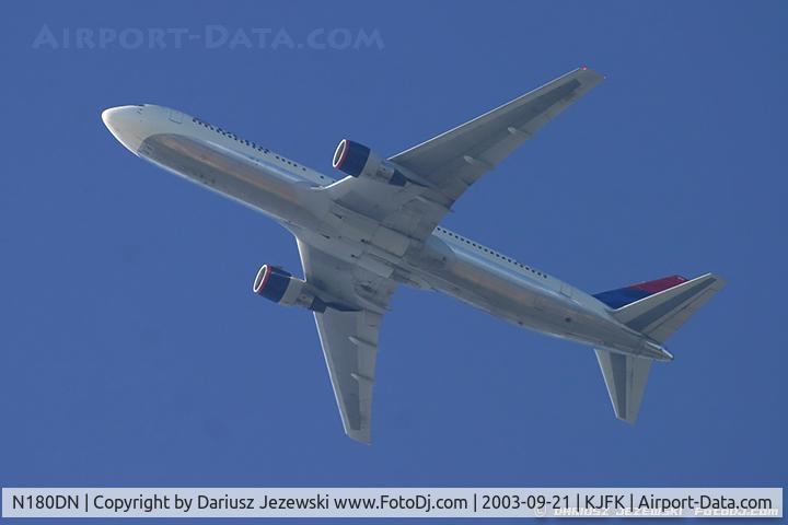 N180DN, 1992 Boeing 767-332 C/N 25985, Boeing 767-332  C/N 25985, N180DN