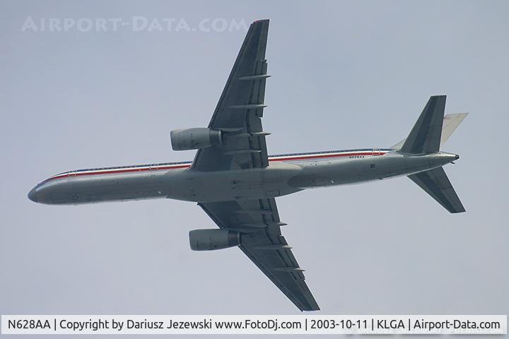 N628AA, 1990 Boeing 757-223 C/N 24586, Boeing 757-223  C/N 24586, N628AA