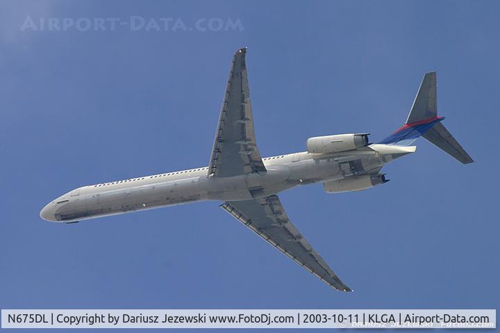 N675DL, 1992 Boeing 757-232 C/N 25980, Boeing 757-232  C/N 25980, N675DL