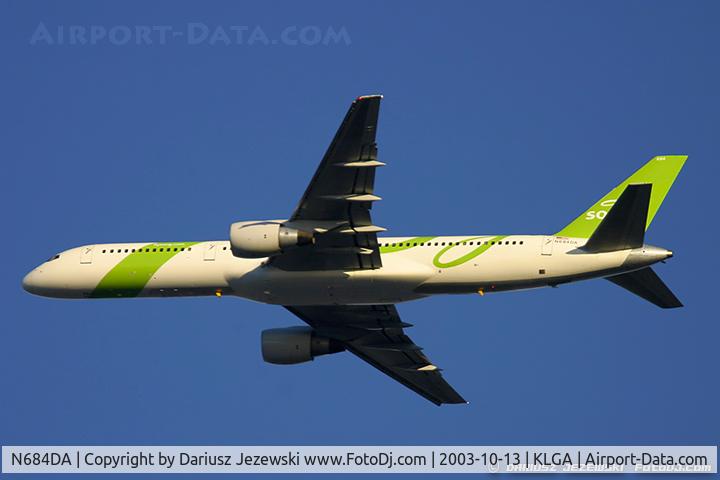 N684DA, 1993 Boeing 757-232 C/N 27104, Boeing 757-232  C/N 27104, N684DA