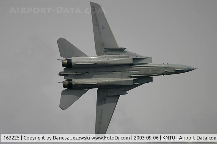 163225, Grumman F-14B Tomcat Tomcat C/N 586, F-14B Tomcat 163225 AD-106 from VF-101 'Grim Rippers' NAS Oceana, VA