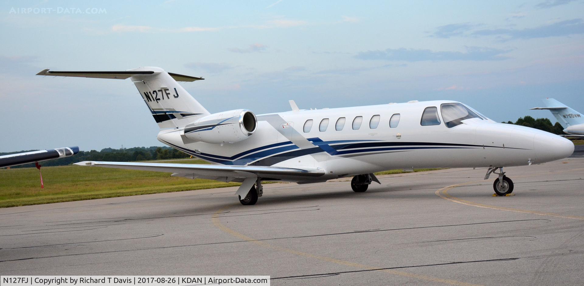 N127FJ, 2009 Cessna 510 Citation Mustang Citation Mustang C/N 510-0279, Cessna 525A in Danville Va.