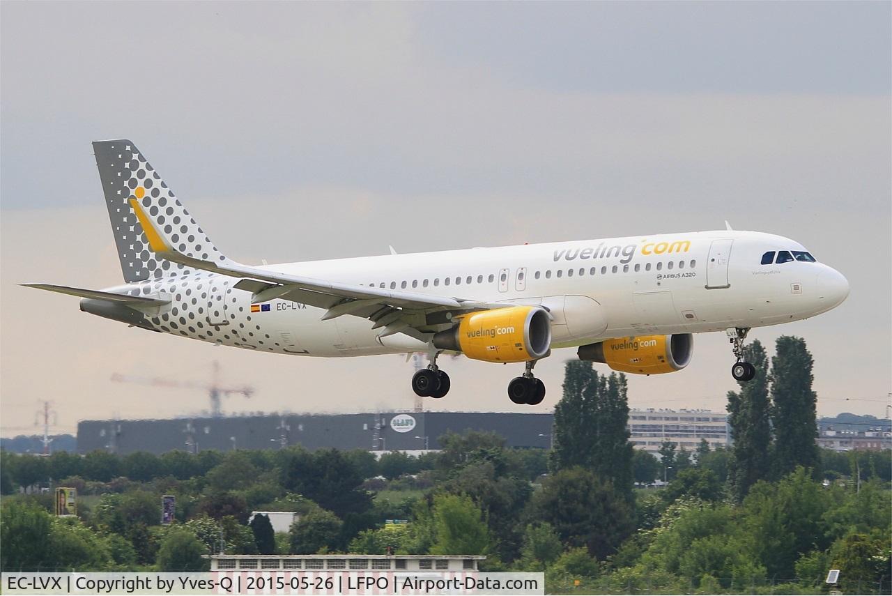 EC-LVX, 2013 Airbus A320-214 C/N 5673, Airbus A320-214, On final rwy 06, Paris-Orly airport (LFPO-ORY)