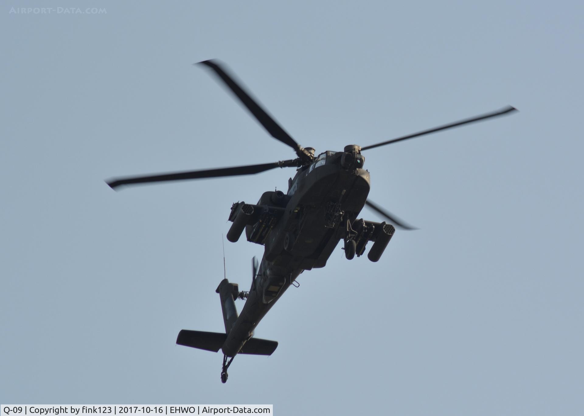 Q-09, 1998 Boeing AH-64DN Apache C/N DN009, apache at woensdrecht