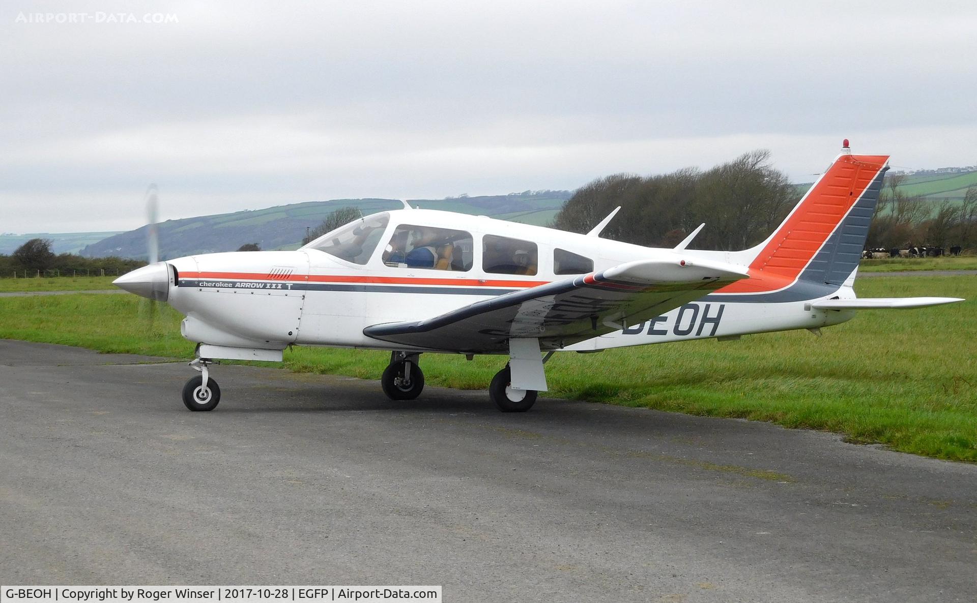 G-BEOH, 1977 Piper PA-28R-201T Cherokee Arrow III C/N 28R-7703038, Visiting Cherokee Arrow IIIT.