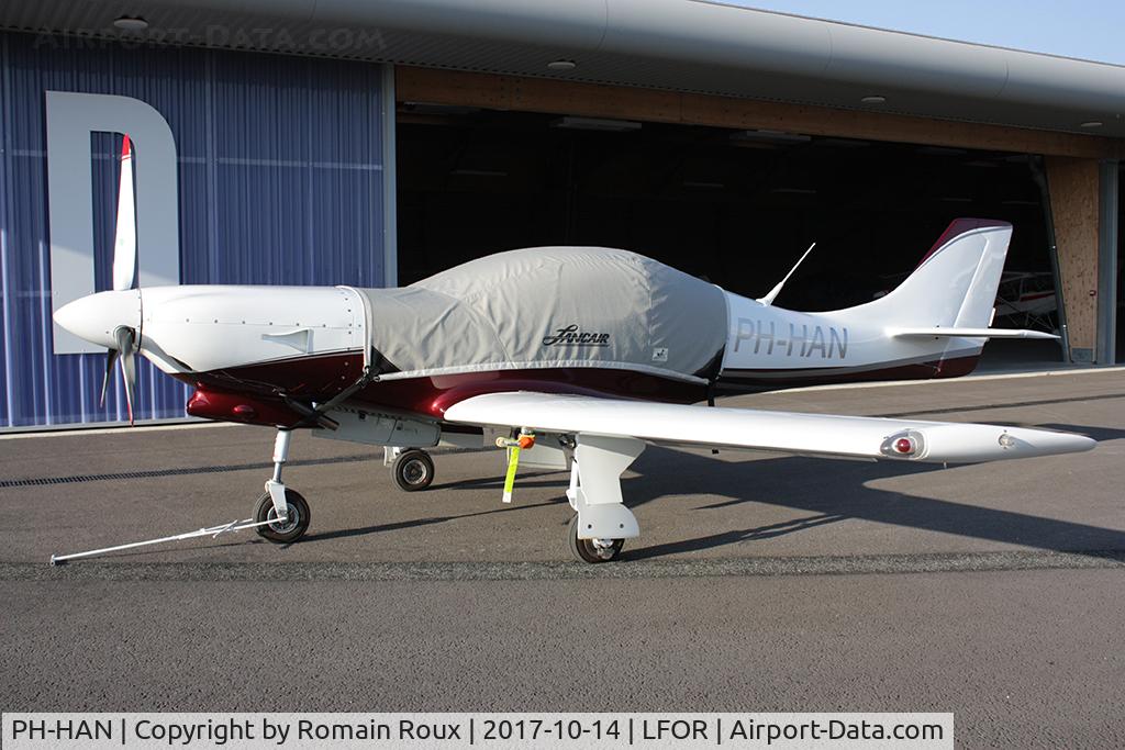 PH-HAN, Lancair 360 C/N 248, Parked