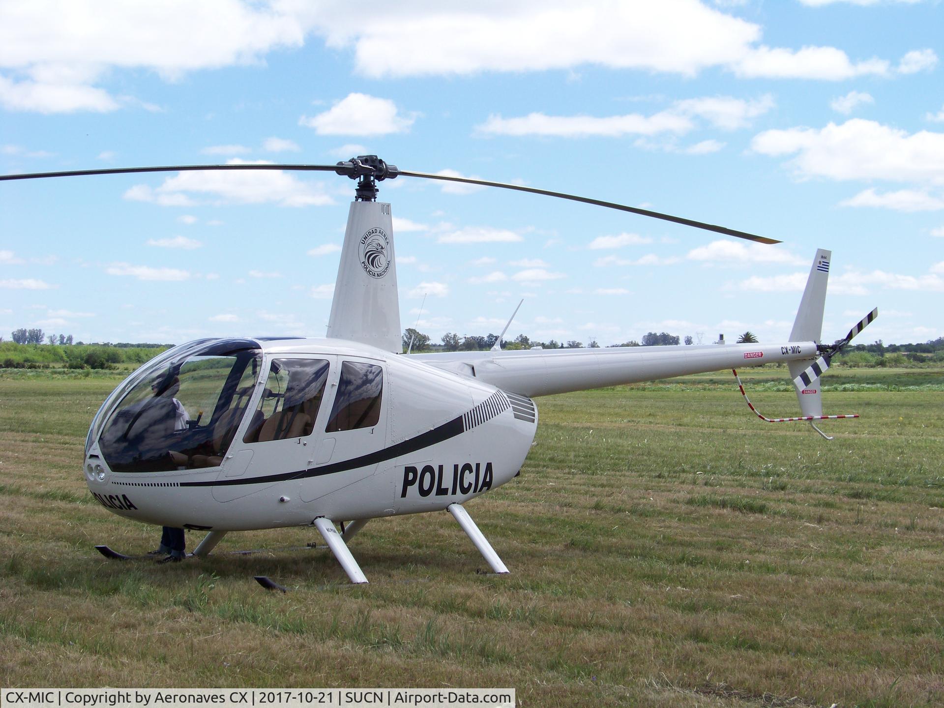 CX-MIC, 2016 Robinson R44  Raven II C/N 13946, En festival Aéreo SUCN 2017