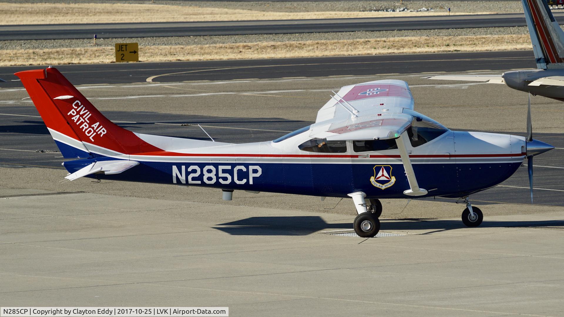 N285CP, Cessna T182T Turbo Skylane C/N T18209010, Livermore Airport California 2017.