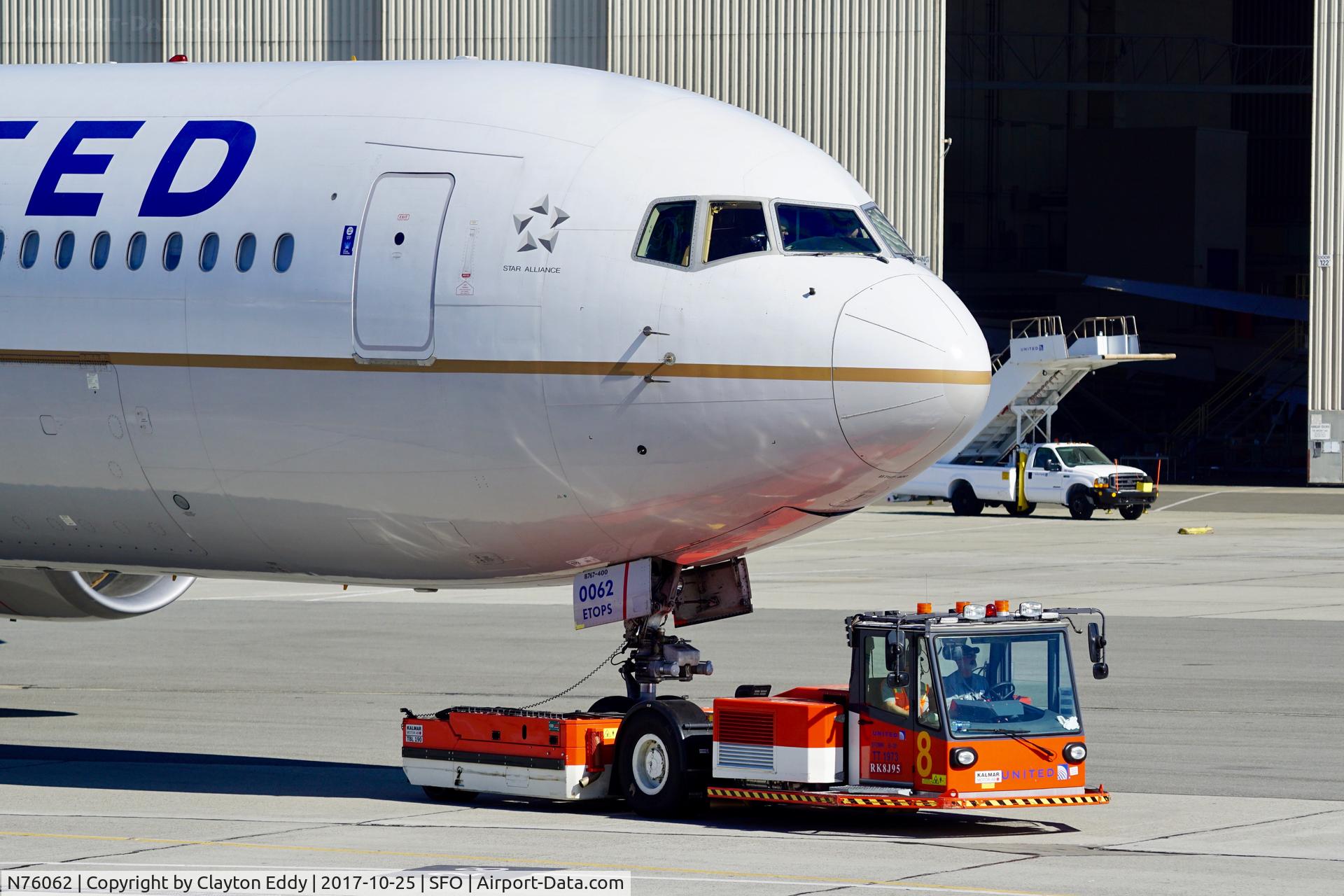 N76062, 2002 Boeing 767-424/ER C/N 29457, SFO 2017.