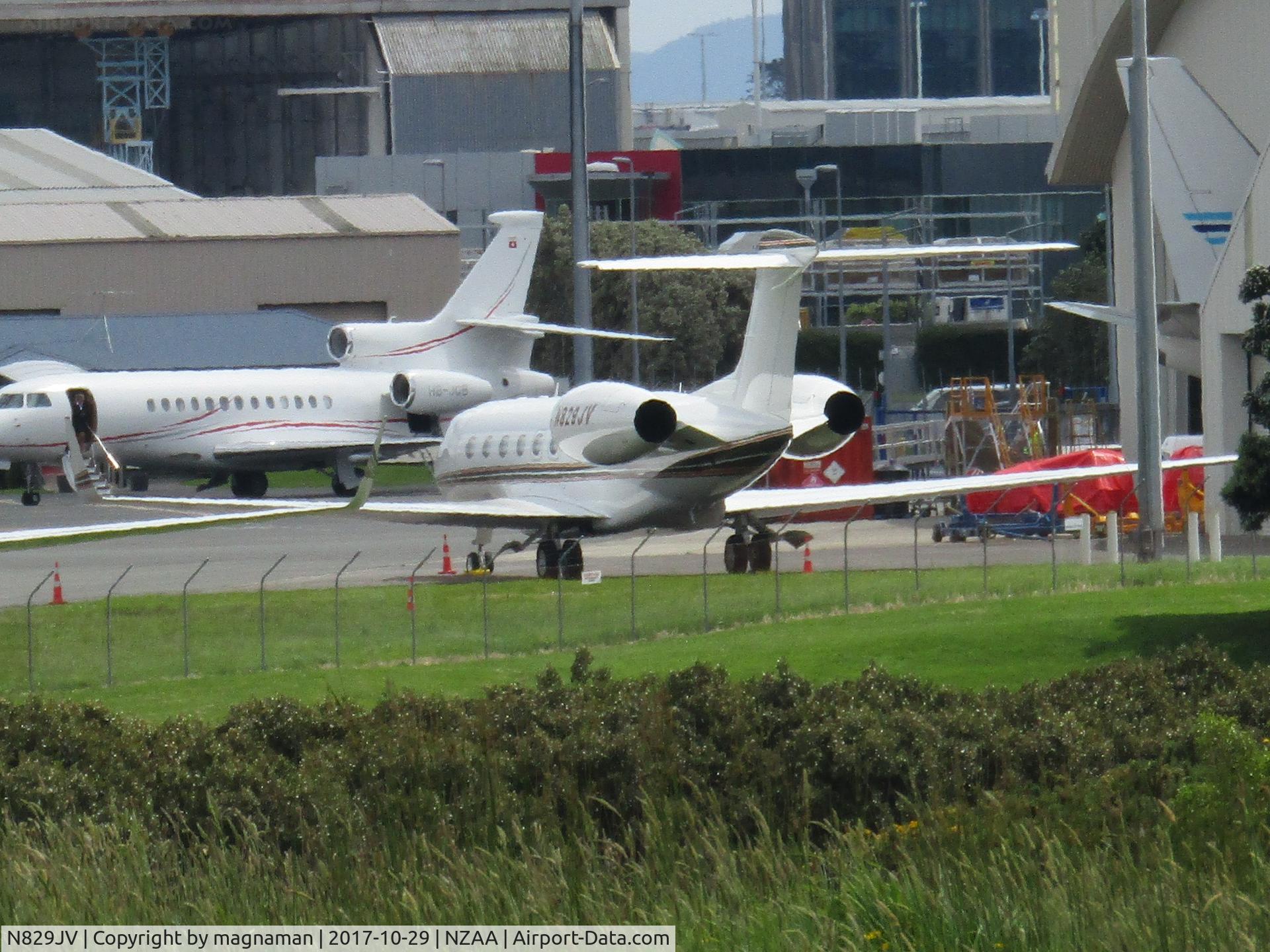 N829JV, 2013 Gulfstream Aerospace G650 (G-VI) C/N 6044, on convari apron