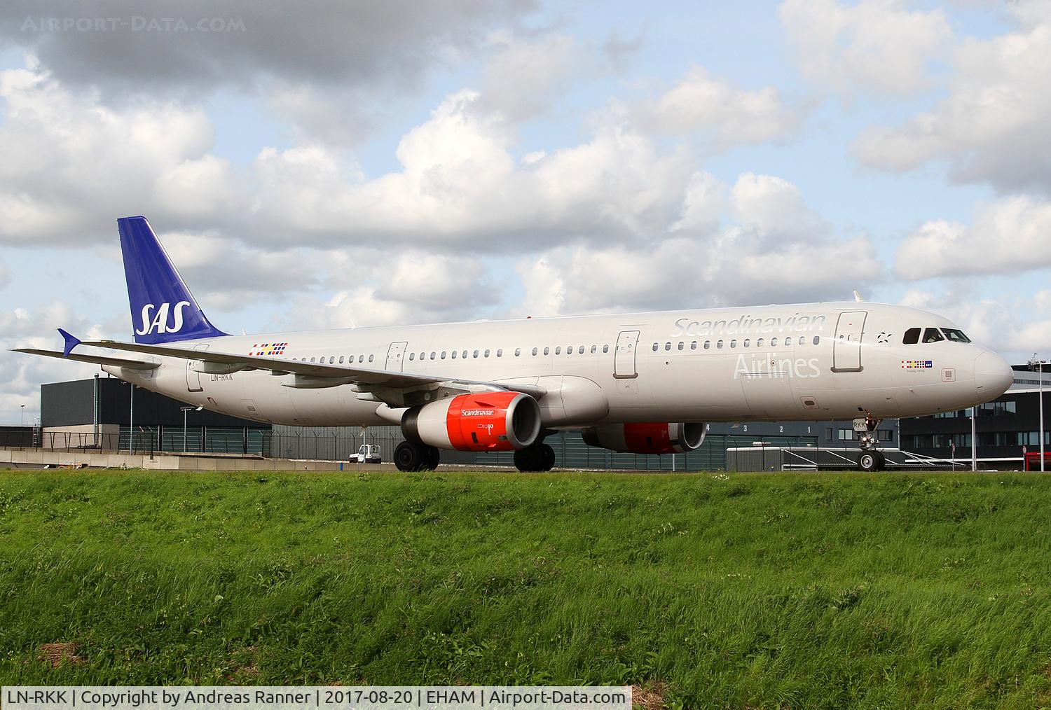 LN-RKK, 2002 Airbus A321-232 C/N 1848, SAS A321