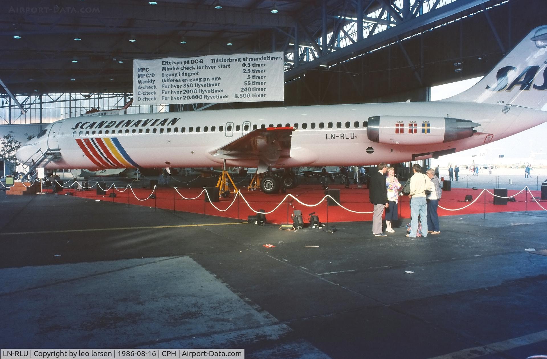 LN-RLU, 1971 Douglas DC-9-41 C/N 47511, Copenhagen 16.8.1986 at SAS 40 th anniversary