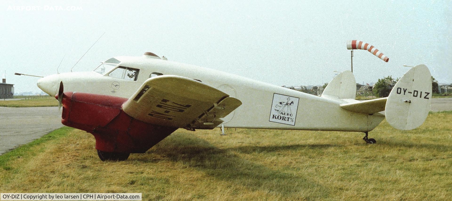 OY-DIZ, 1944 SAI KZ IV C/N 43, Copenhagen apx 1970