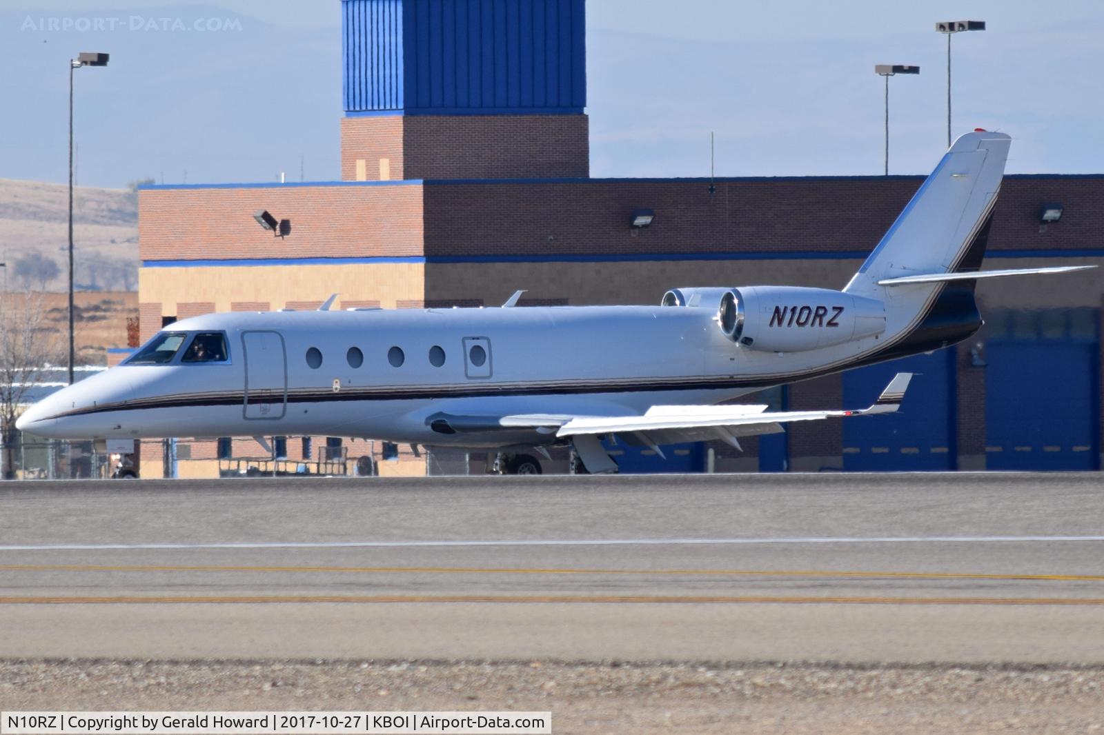 N10RZ, 2008 Israel Aerospace Industries Gulfstream G150 C/N 258, Landing roll out on RWY 10R.