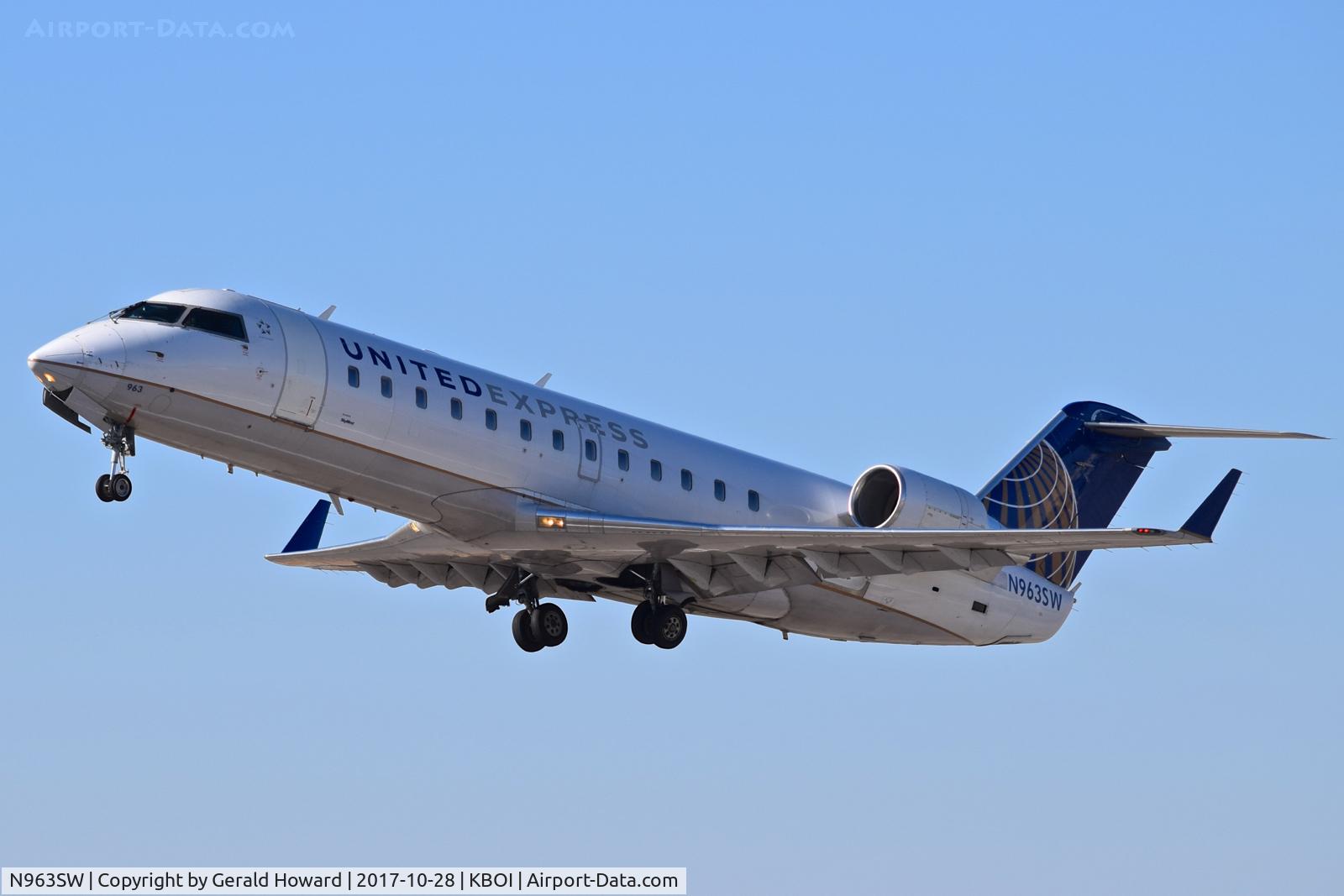 N963SW, 2003 Bombardier CRJ-200LR (CL-600-2B19) C/N 7865, Departing RWY 10L.