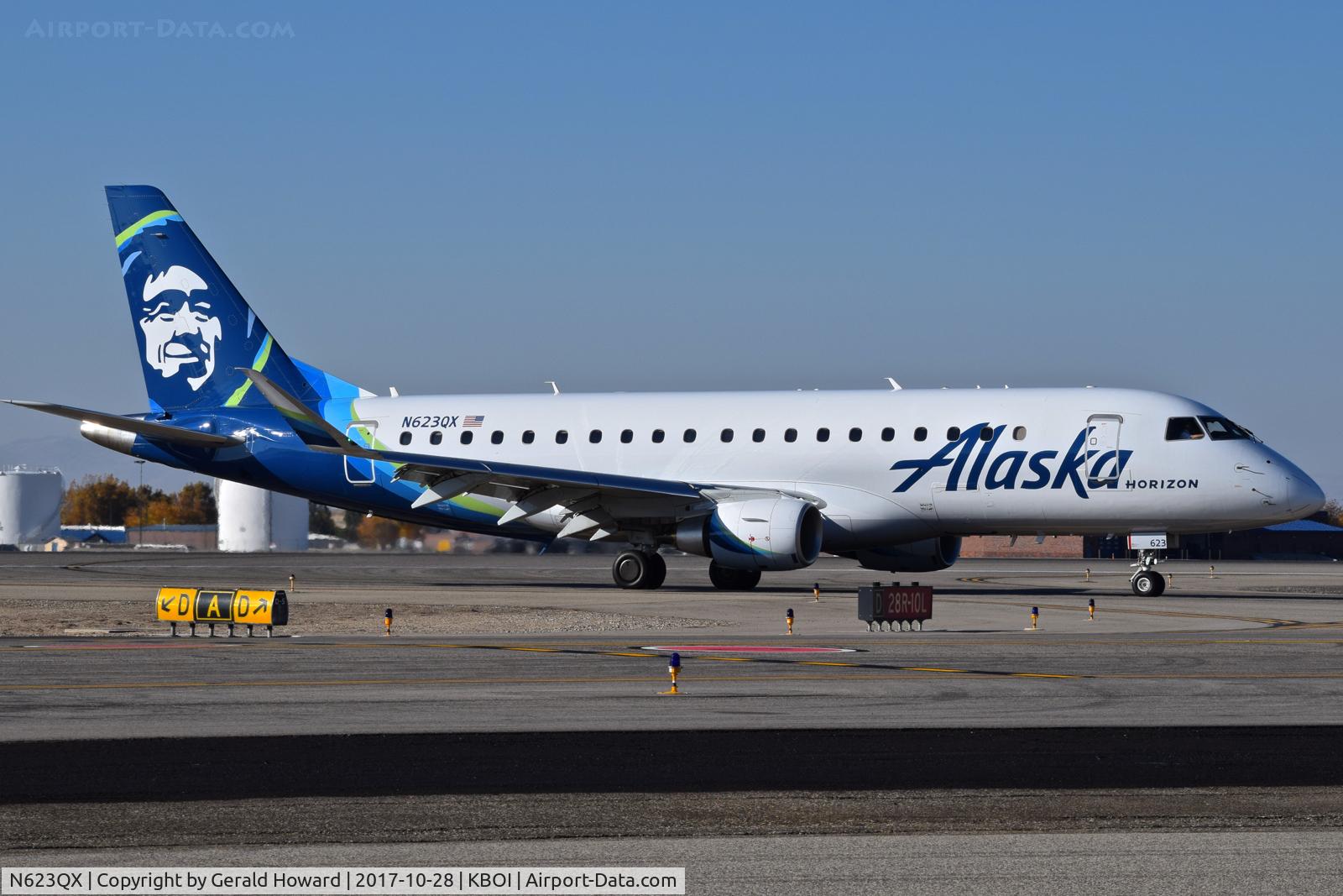 N623QX, 2017 Embraer 175LR (ERJ-170-200LR) C/N 17000652, On Delta for the gate.