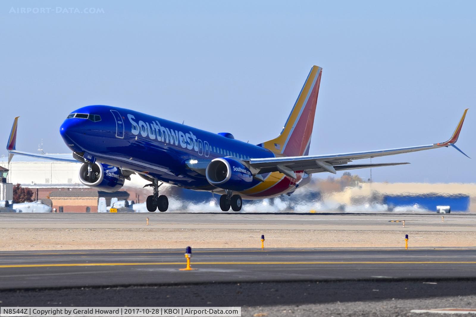 N8544Z, 2017 Boeing 737-8H4 C/N 36926, Take off from RWY 10L.