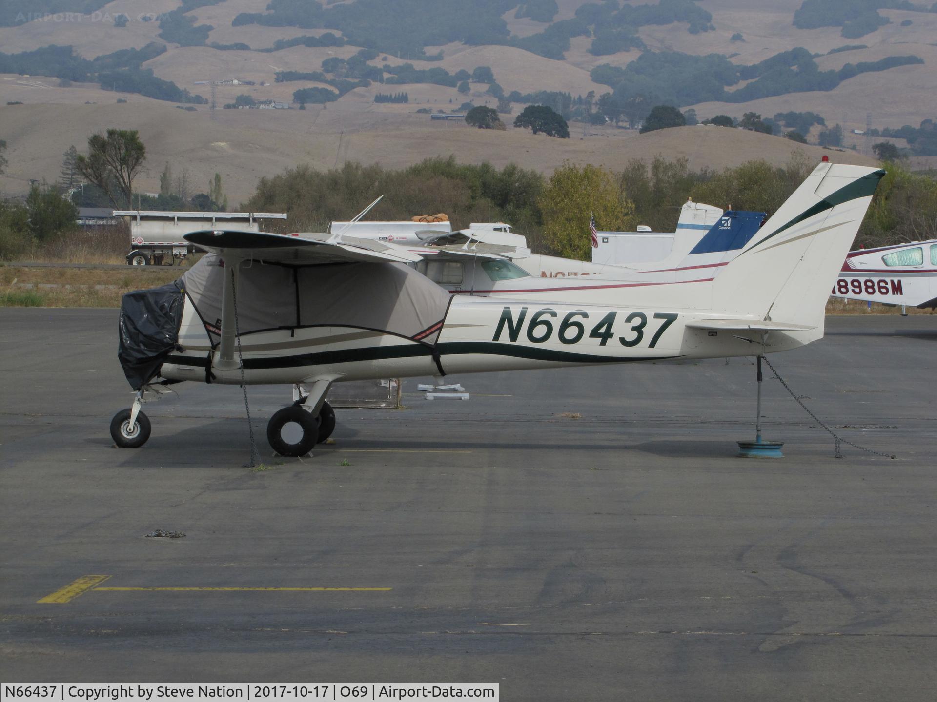 N66437, 1974 Cessna 150M C/N 15076049, Locally-based 1974 Cessna 150M wearing plastic over empty engine mount @ Petaluma Municipal Airport, CA
